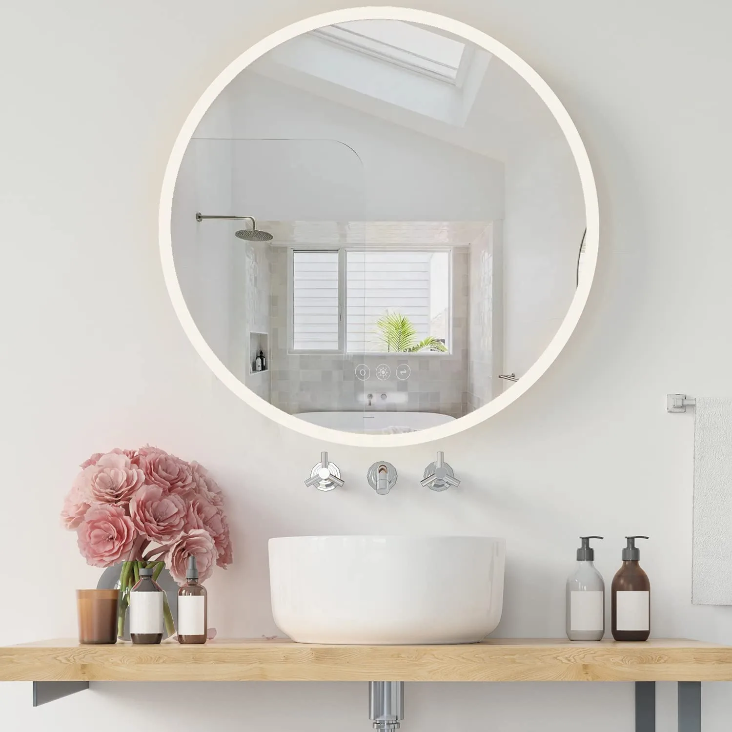 Discover the top 2025 bathroom mirror trends, from smart LED mirrors to minimalist frameless styles. Find the perfect mirror to upgrade your bathroom today.